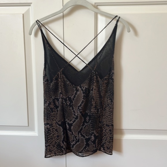 snake print tank top - Picture 2 of 2